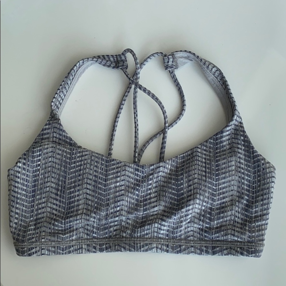 LULULEMON free to be bra